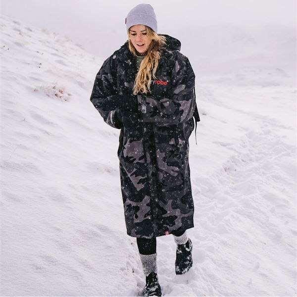 2026 Dryrobe Advance Long Sleeve Change Robe V3 DR104 - Black Camo / Black